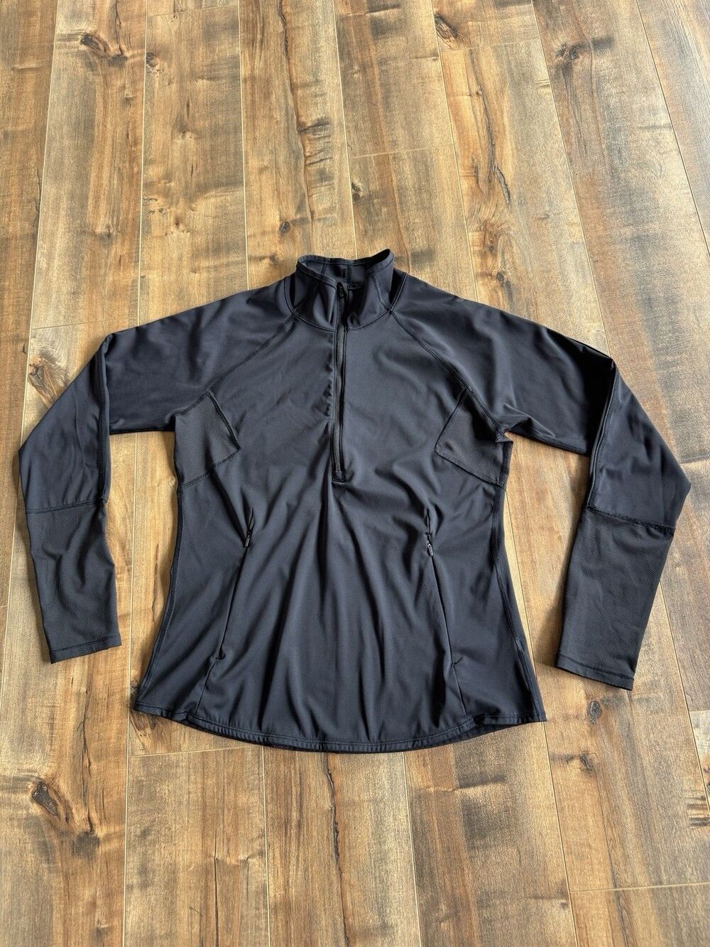 Athleta Eclipse Half Zip Pullover Size Large Black Reflective 535920-00 Run Gym